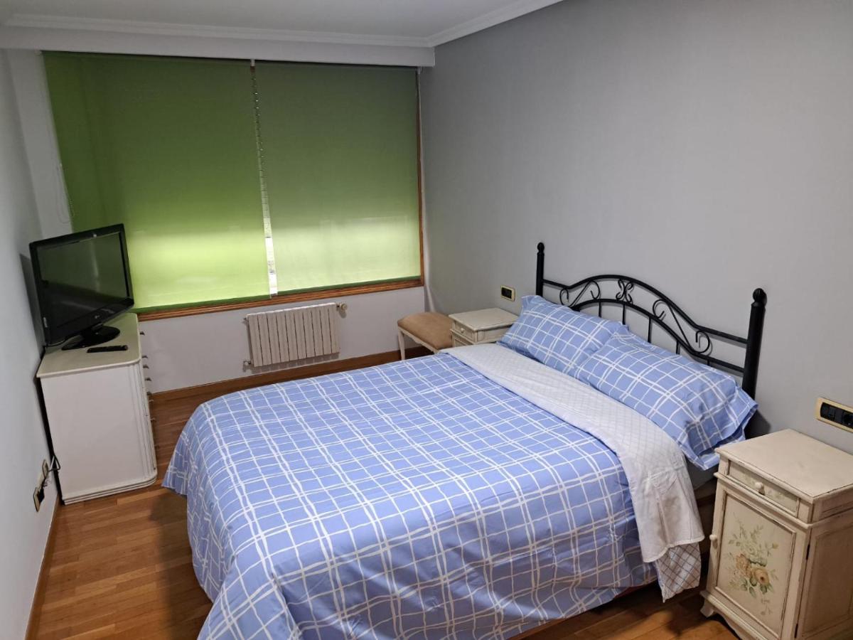 Piso Millenium Apartment Ourense Exterior photo
